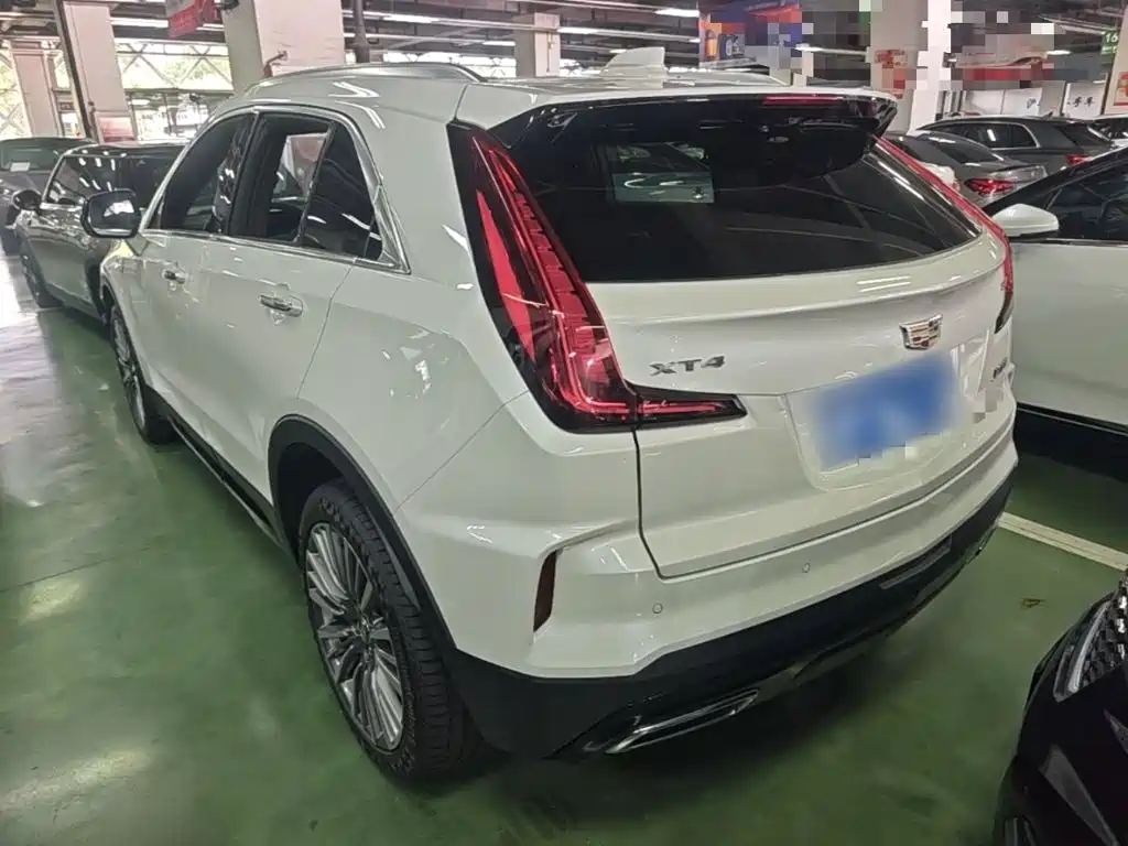 Cadillac XT4 — миниатюра 5