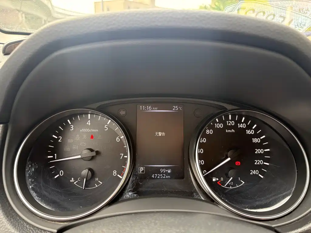 Nissan Qashqai — миниатюра 10