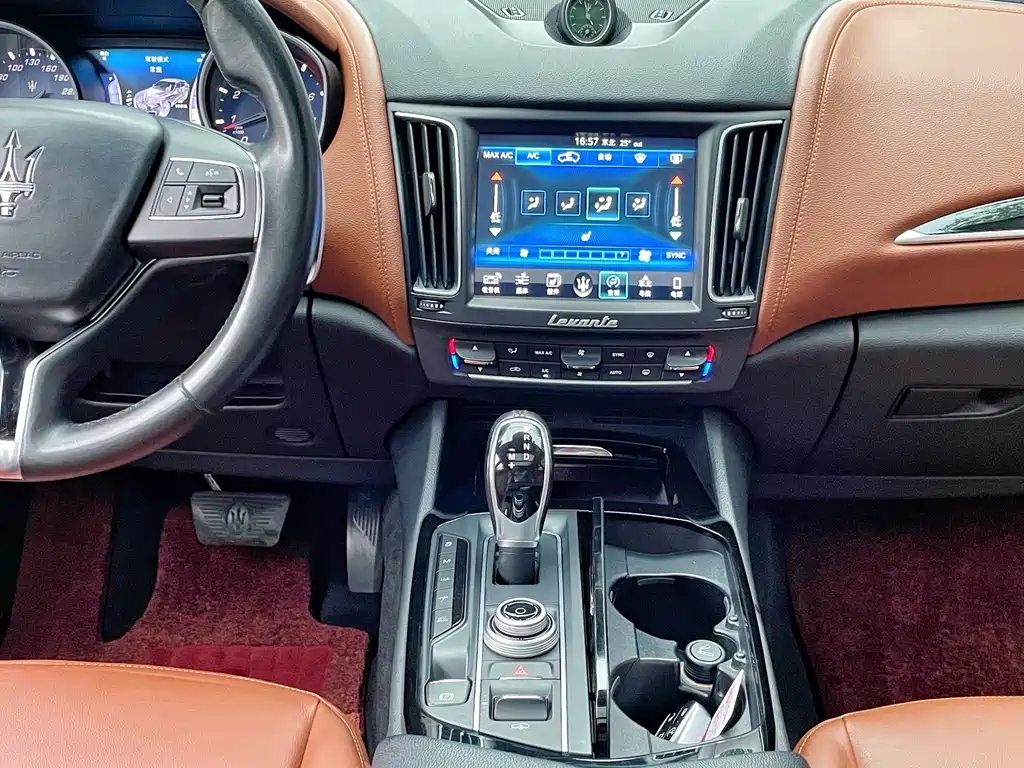 Maserati Levante — миниатюра 13