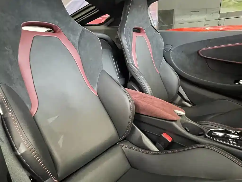 McLaren GT 2023 4.0T
