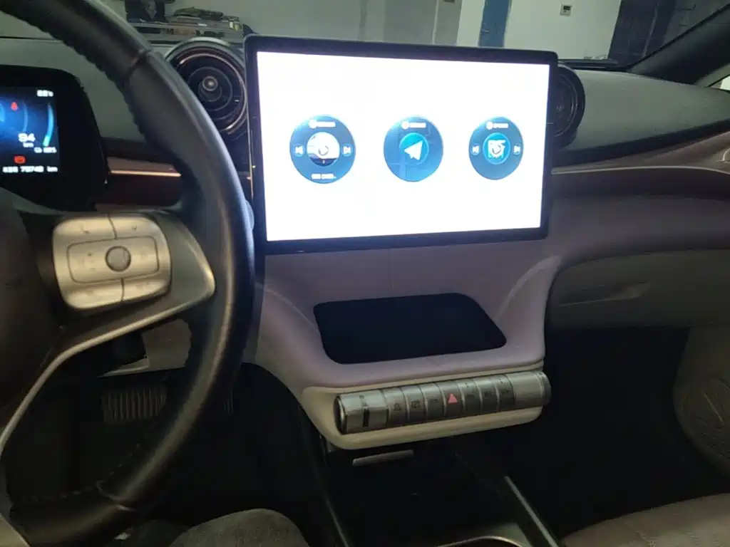 BYD Dolphin — миниатюра 13