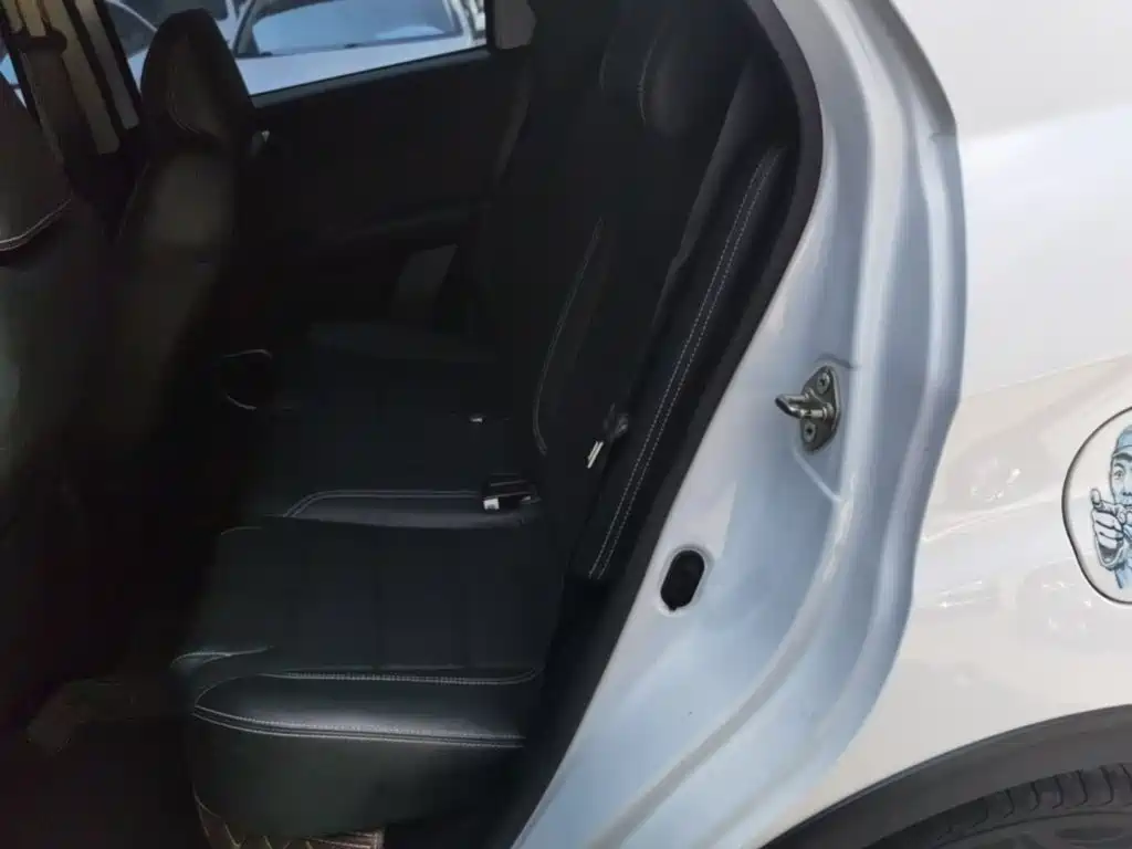 Geely Vision X3 — миниатюра 17