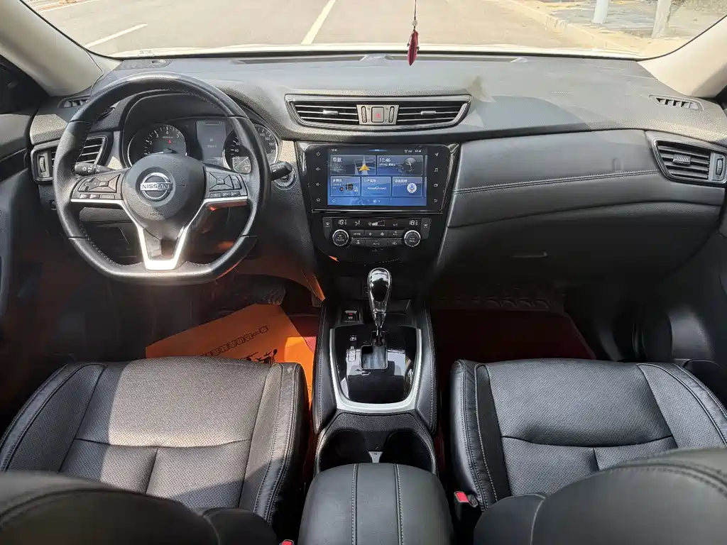 Nissan X-Trail — миниатюра 4