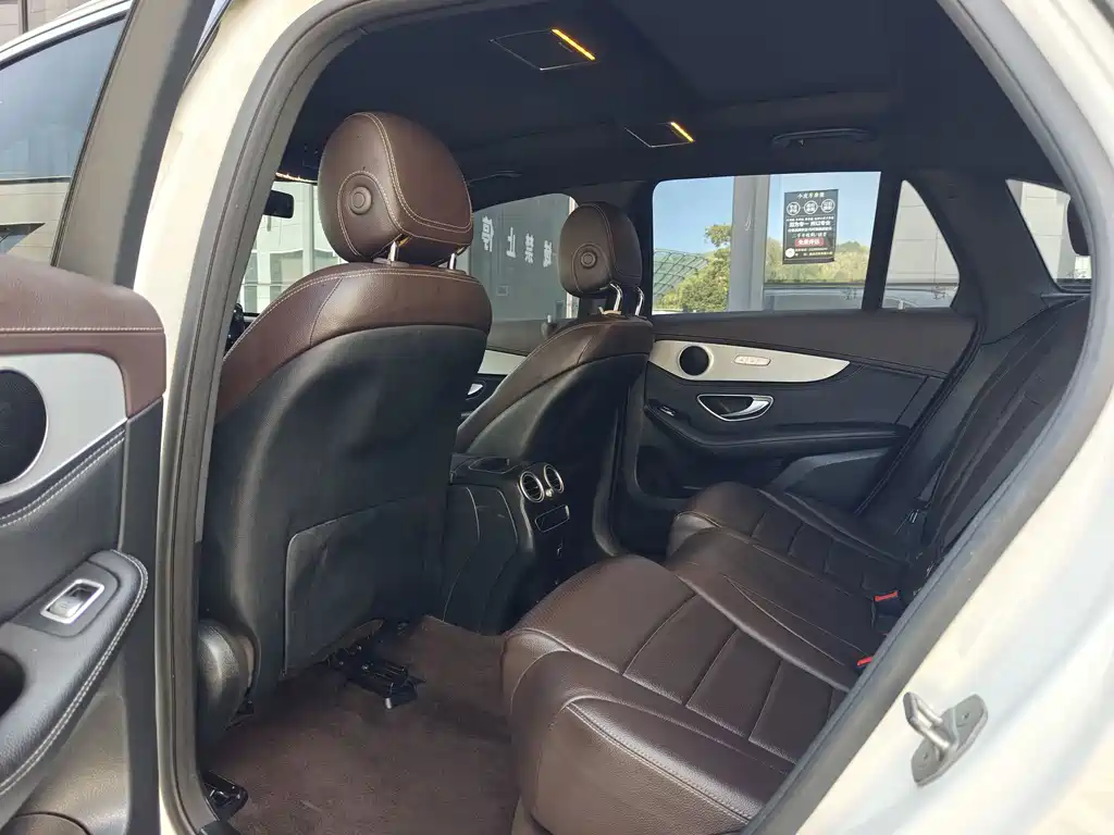 Mercedes-Benz GLC — миниатюра 16