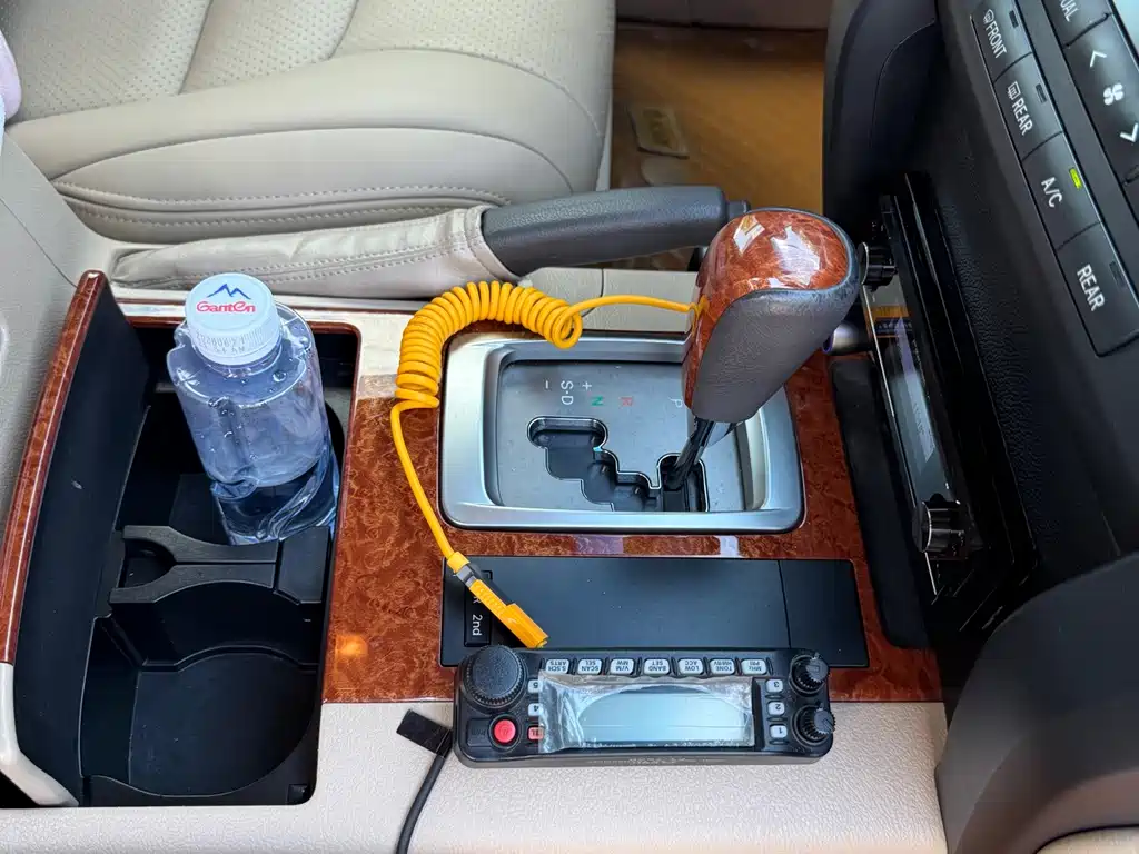 Toyota Land Cruiser — миниатюра 20