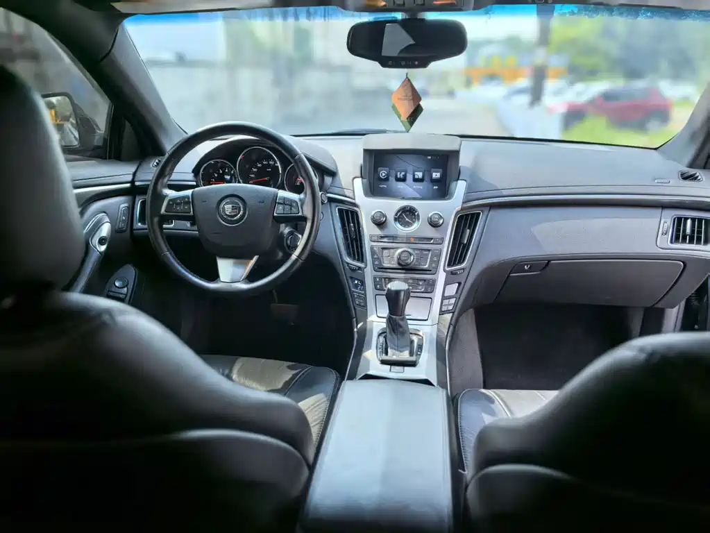 Cadillac CTS — миниатюра 6