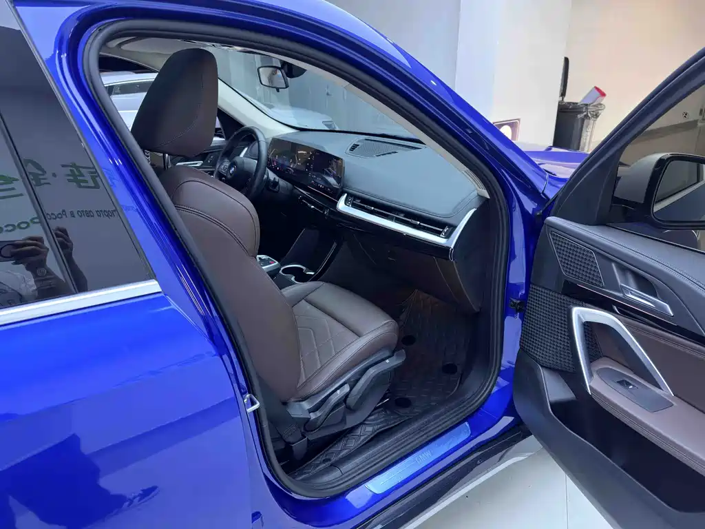 BMW X1 — миниатюра 10