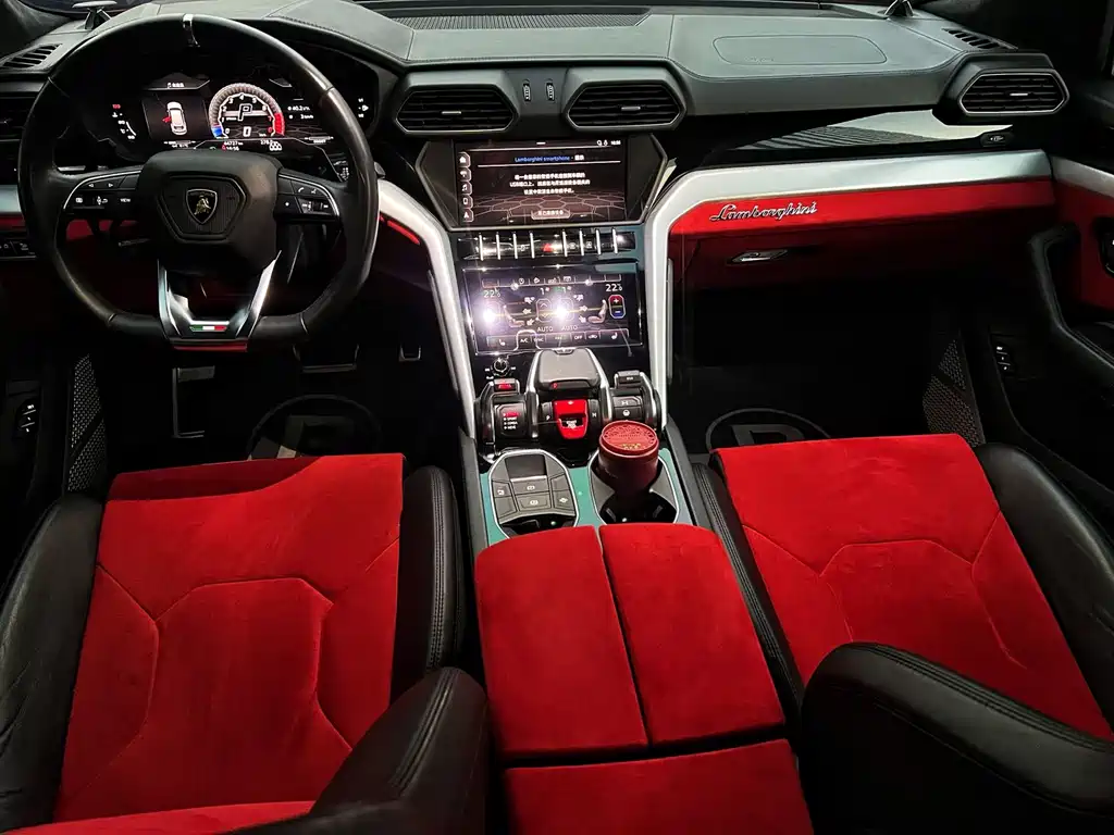Lamborghini Urus 4.0T V8, фото 6