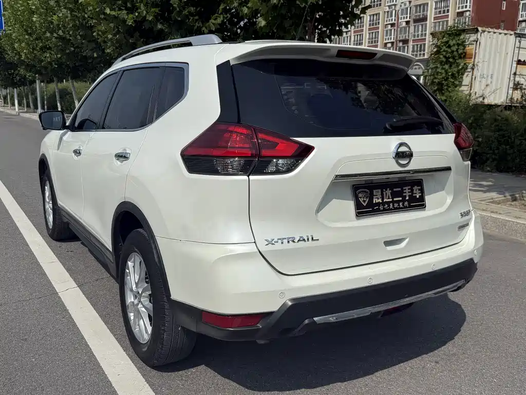 Nissan X-Trail — миниатюра 8