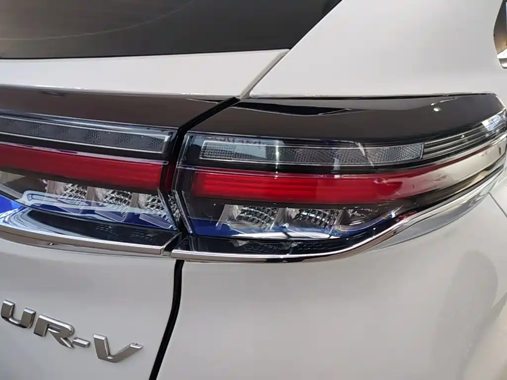 Honda UR-V — миниатюра 8