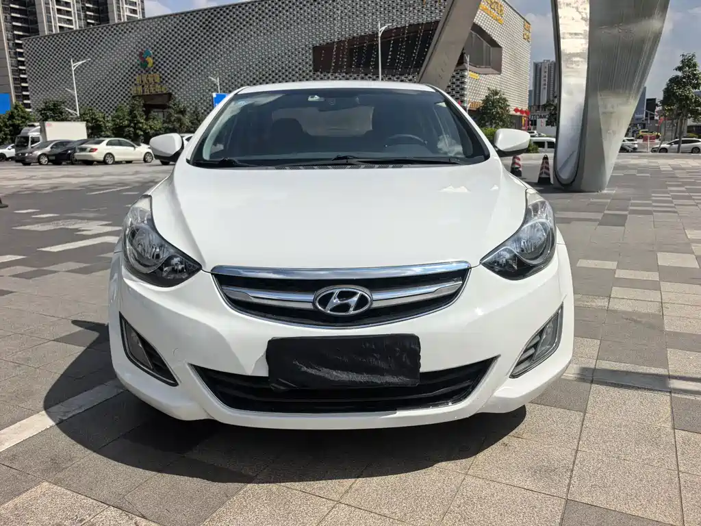 Hyundai Elantra Langdong — миниатюра 8