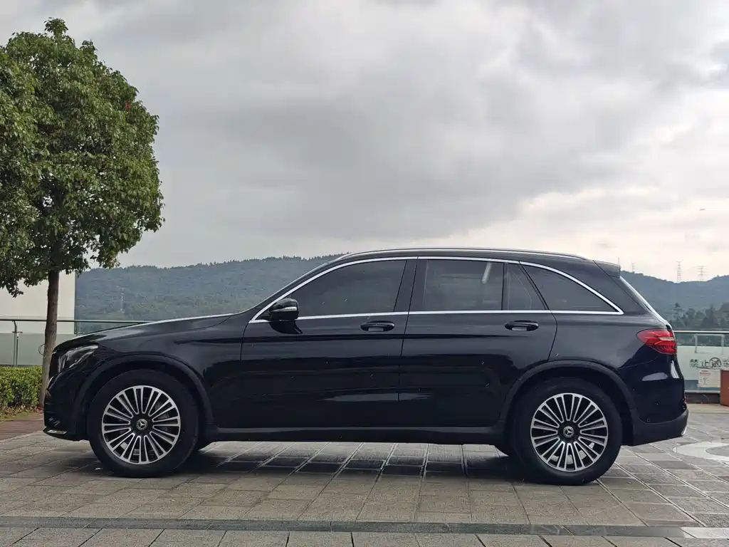 Mercedes-Benz GLC — миниатюра 16