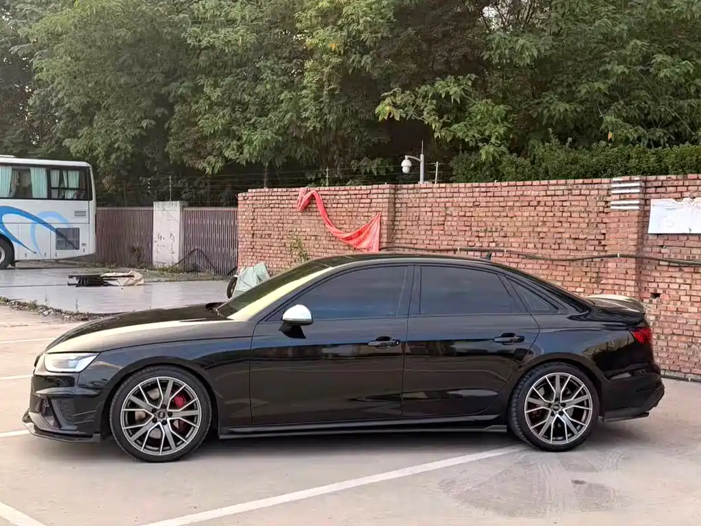 Audi S4 — миниатюра 4