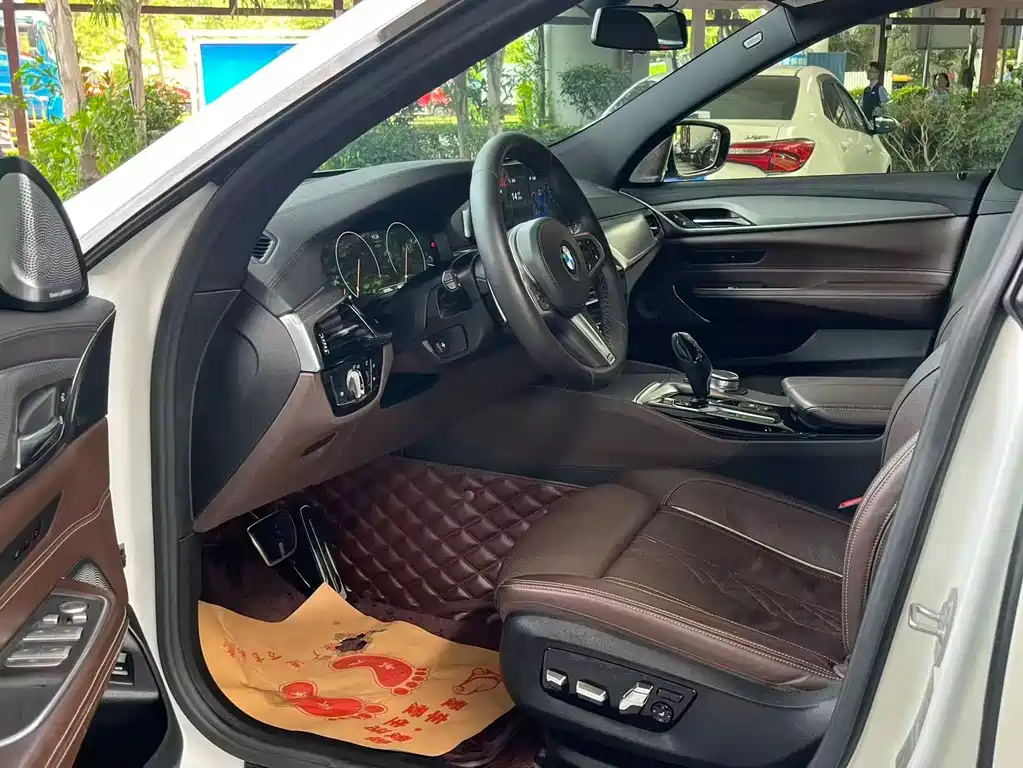 BMW 6 Series GT — миниатюра 3