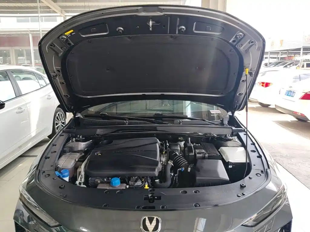 Changan UNI-V — миниатюра 20