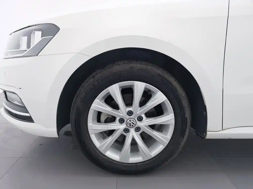 Volkswagen Lavida — миниатюра 17