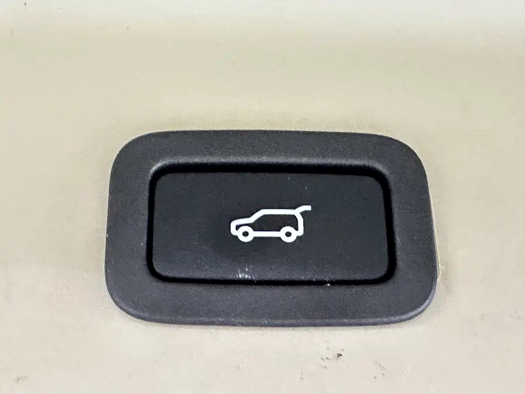 Land Rover Range Rover — миниатюра 23