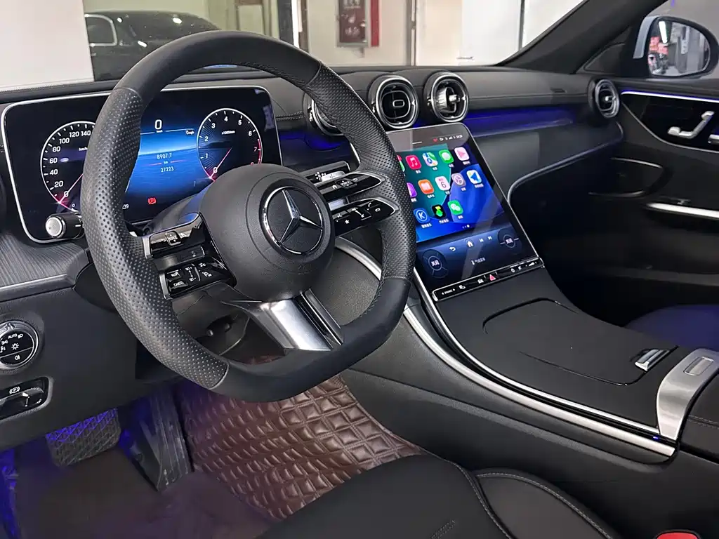 Mercedes-Benz C-Class — миниатюра 2