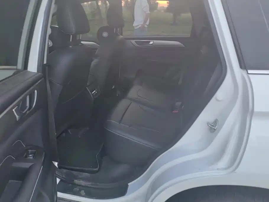 Haval M6 — миниатюра 11