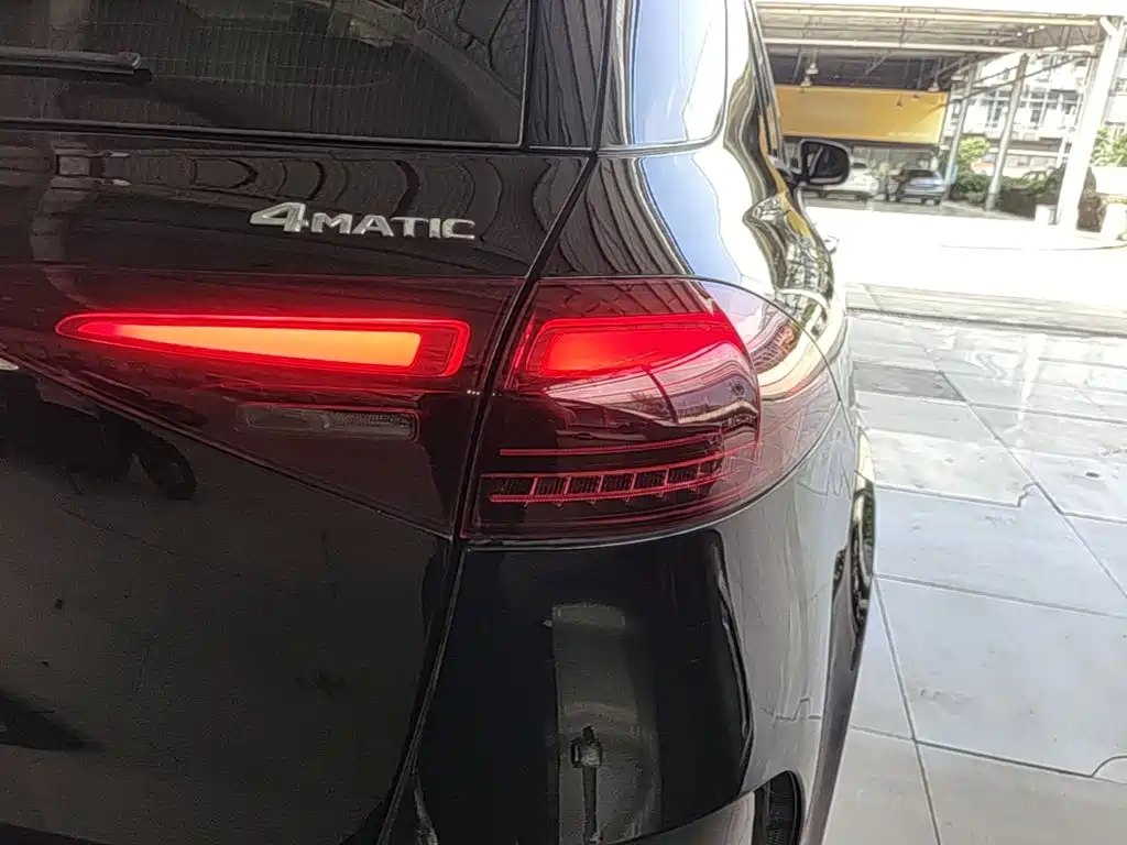 Mercedes-Benz GLE New Energy — миниатюра 8