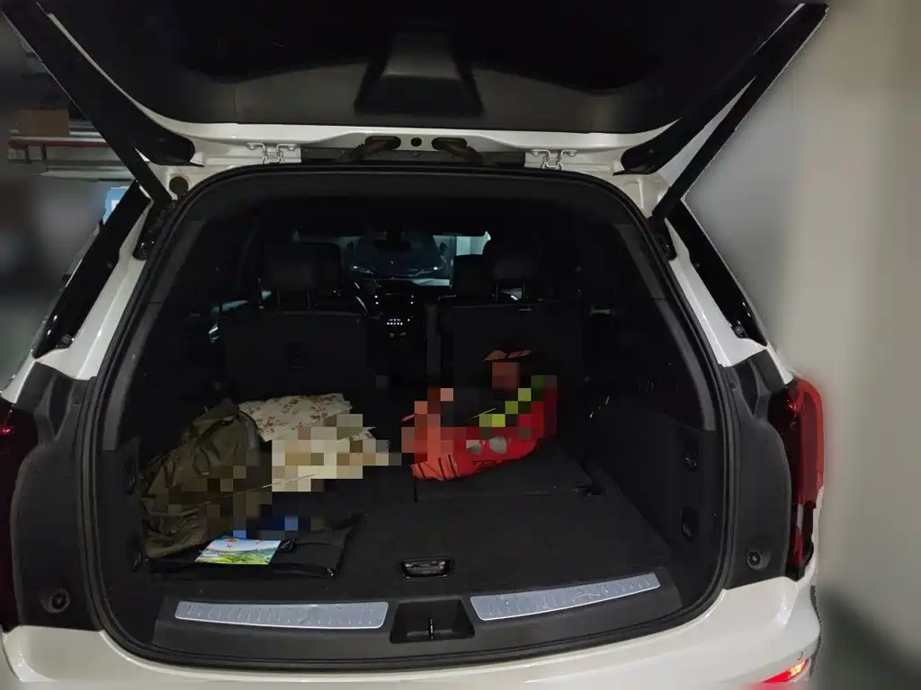 Cadillac XT6 — миниатюра 15