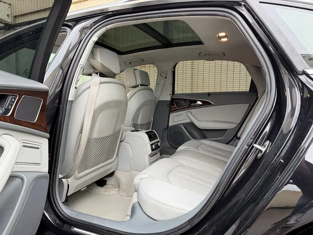 Audi A6L — миниатюра 7