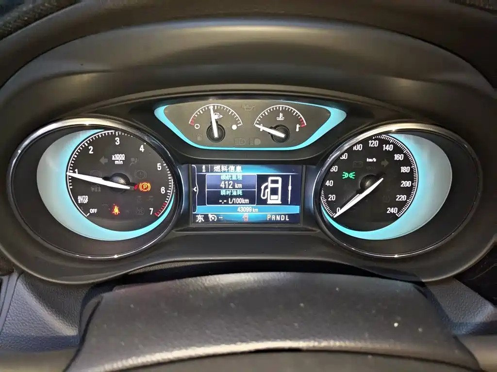 Buick Envision Plus — миниатюра 12
