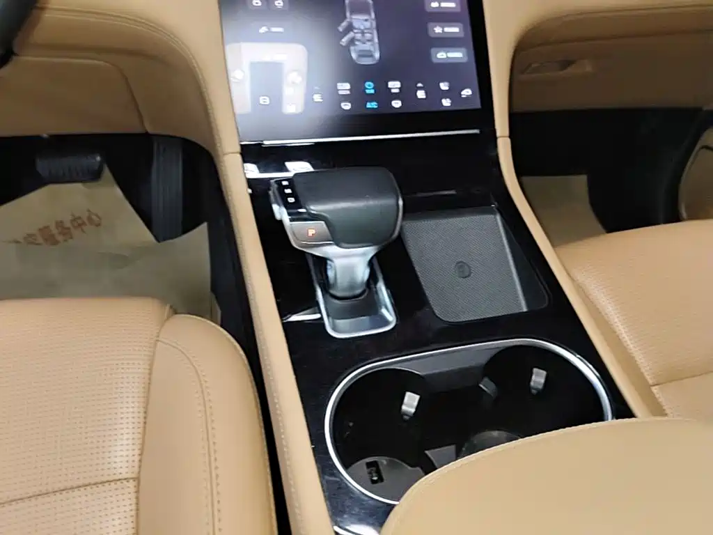 Li Auto Li ONE — миниатюра 14