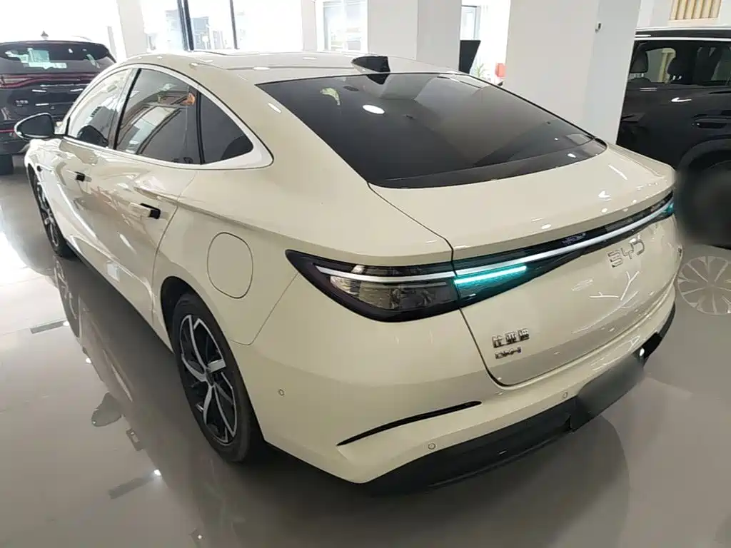 BYD Seal 07 DM-i — миниатюра 5