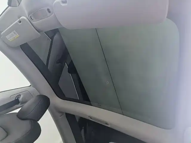 Tesla Model 3 — миниатюра 15