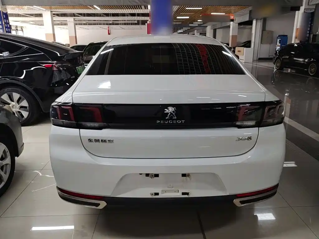 Peugeot 308 — миниатюра 6
