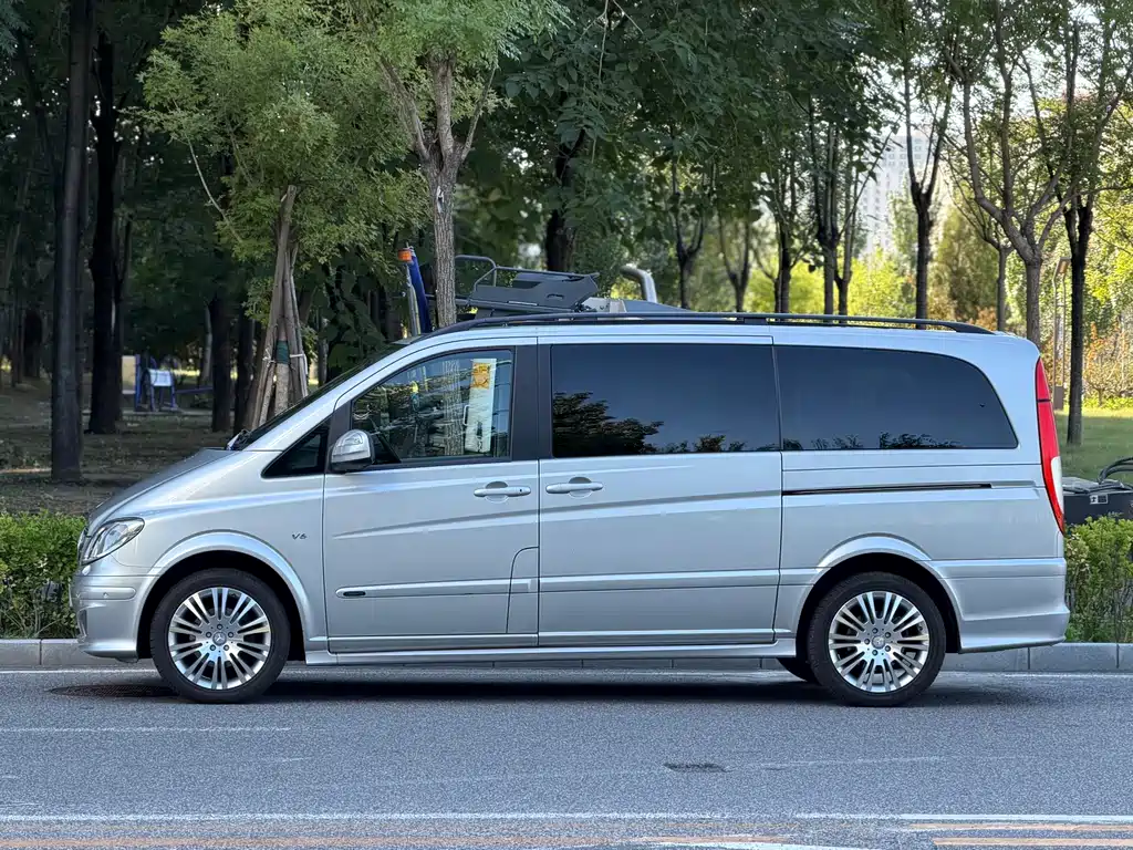 Mercedes-Benz Viano — миниатюра 3