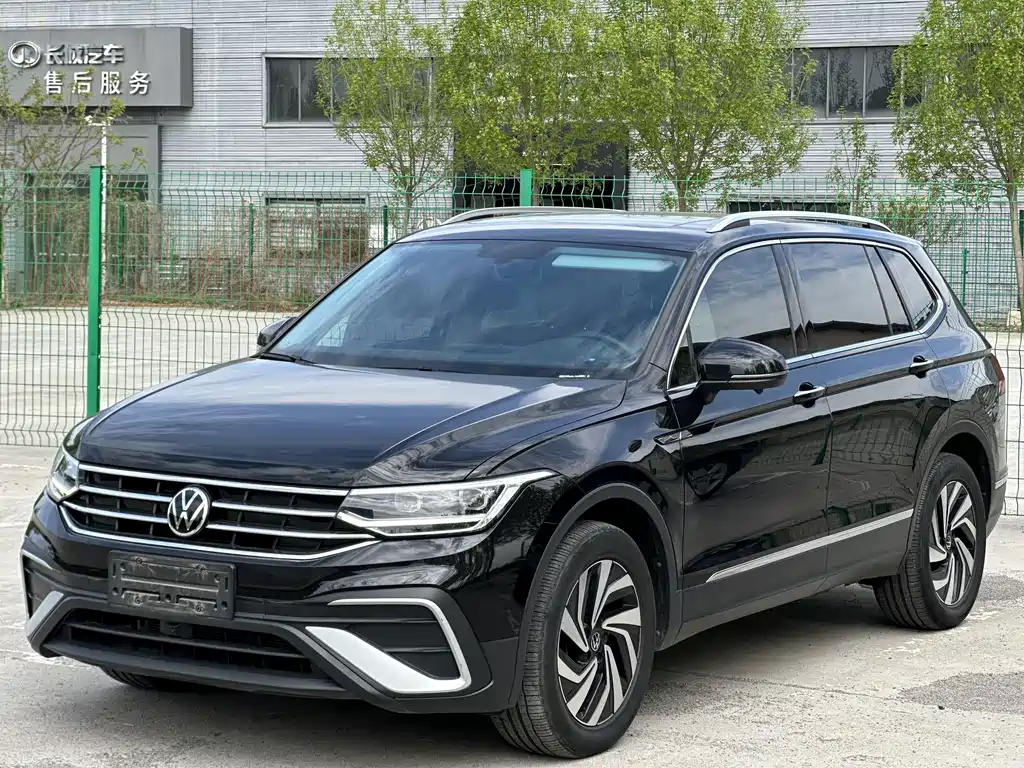 Volkswagen Tiguan L