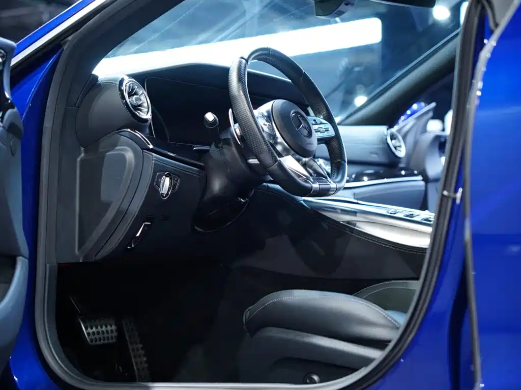 Mercedes-Benz AMG GT — миниатюра 9