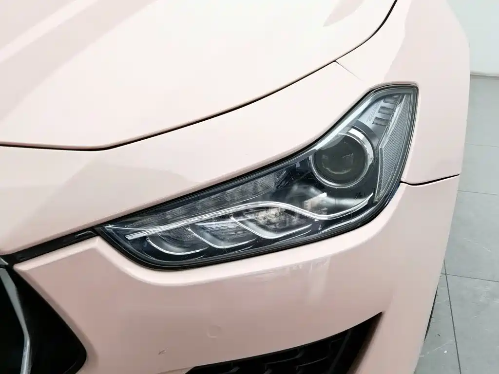 Maserati Ghibli — миниатюра 7