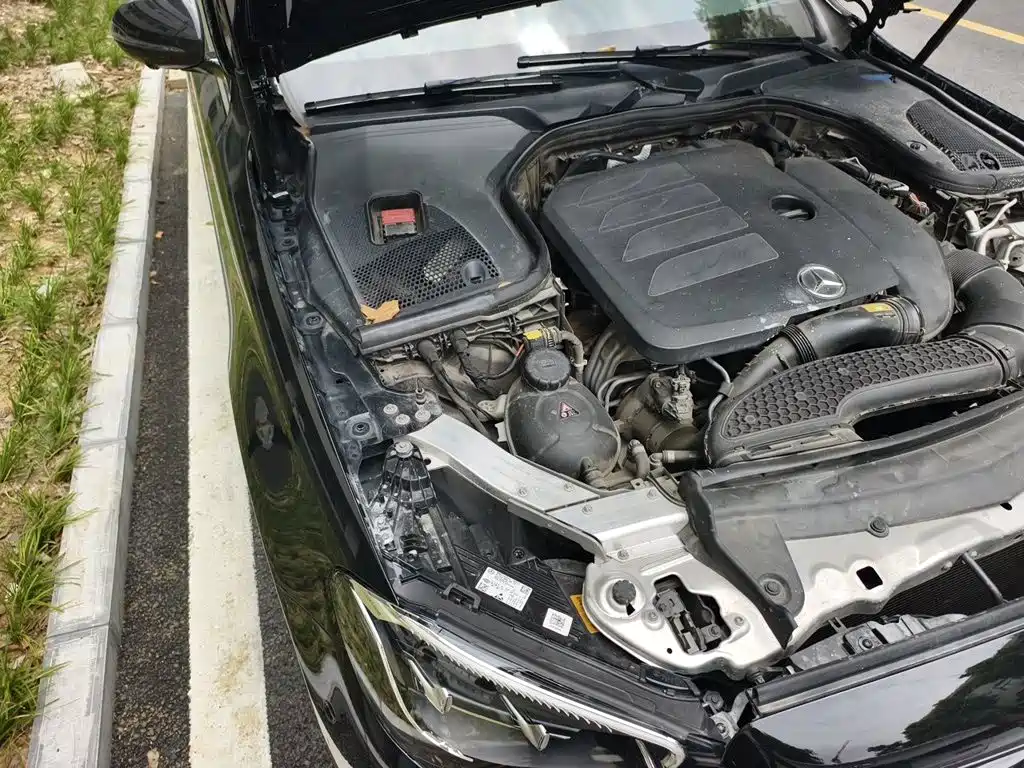 Mercedes-Benz E-Class — миниатюра 20