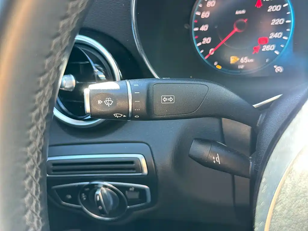 Mercedes-Benz C-Class — миниатюра 22