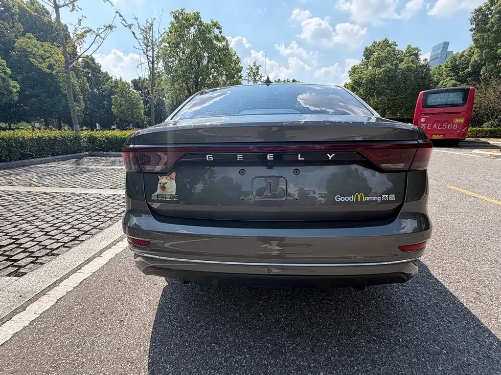 Geely Emgrand — миниатюра 5