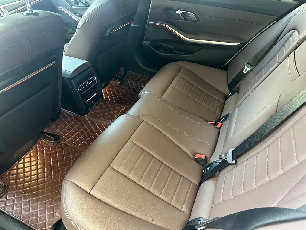 BMW 3 Series — миниатюра 8