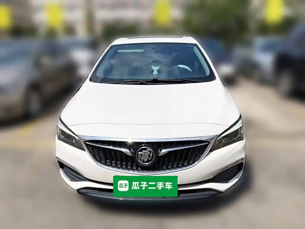 Buick Verano — миниатюра 5
