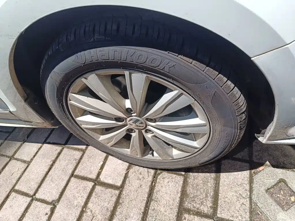 Volkswagen Sagitar — миниатюра 24