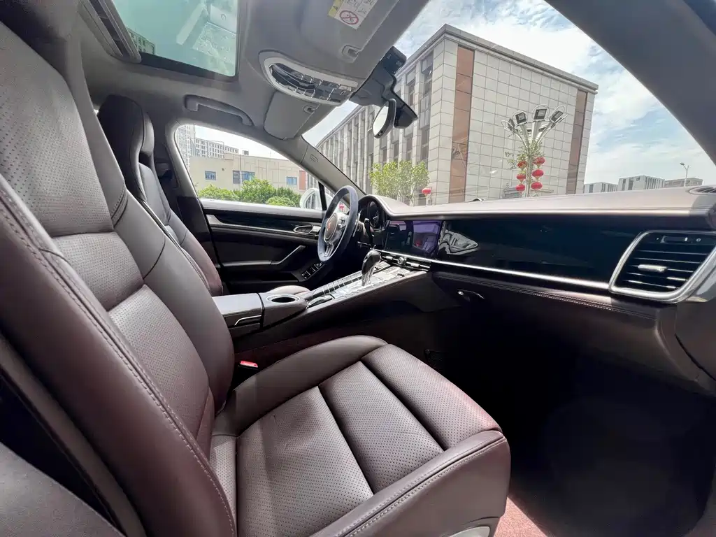 Porsche Panamera — миниатюра 29