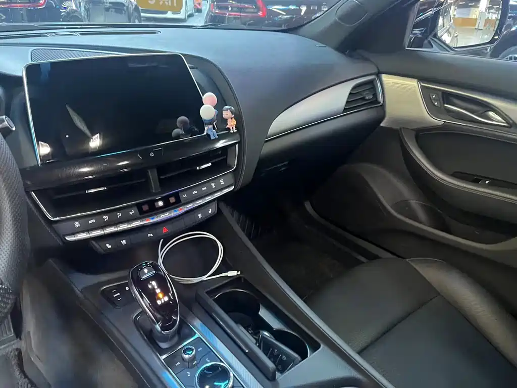 Cadillac CT5 2022 28T