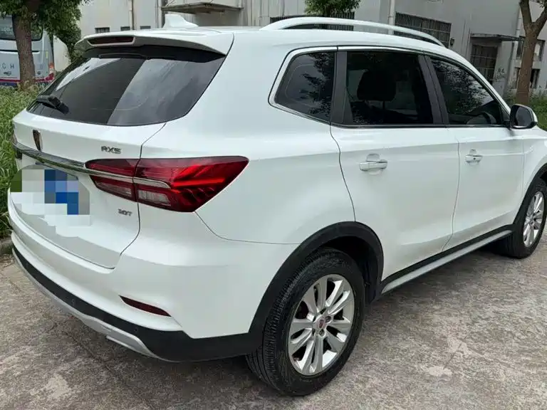 Roewe RX5 — миниатюра 7