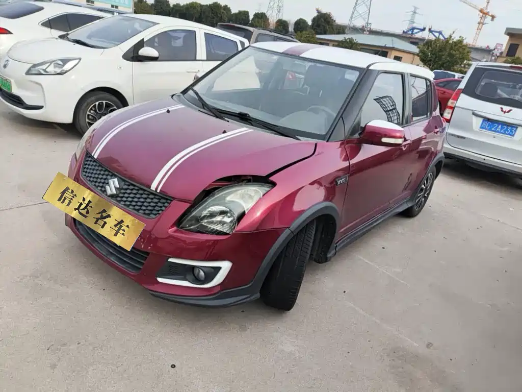 SUZUKI SWIFT
