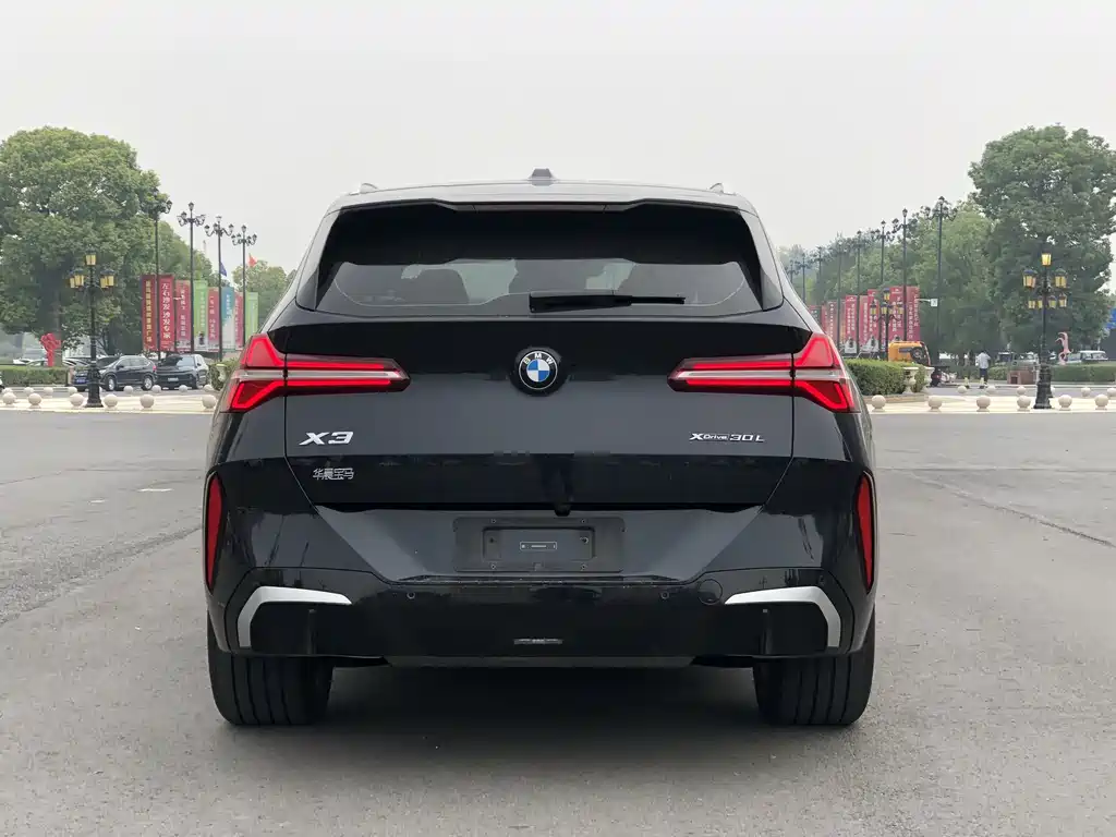 BMW X3 — миниатюра 7