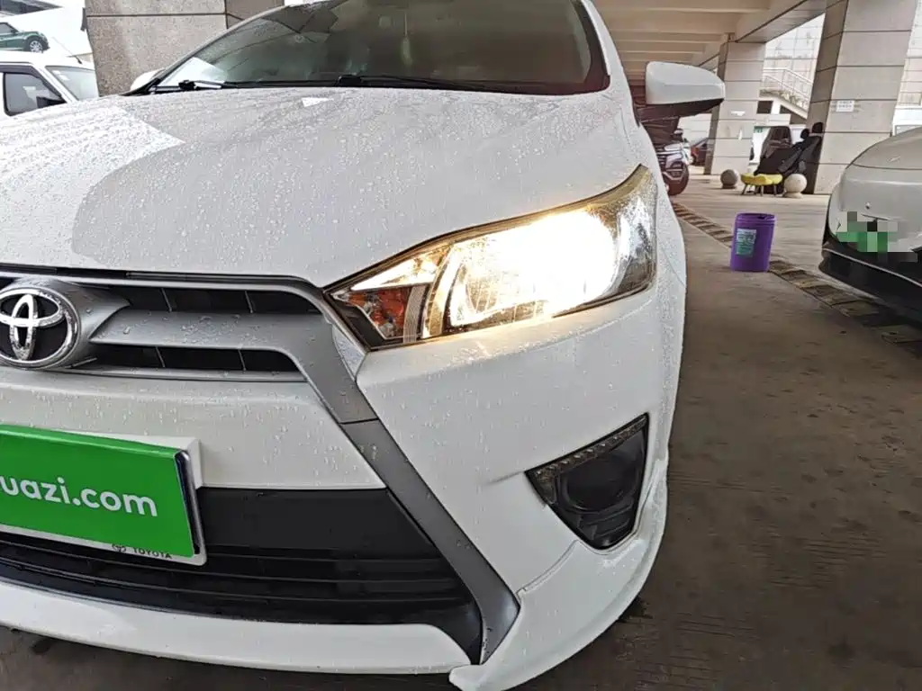 Toyota Yaris L — миниатюра 24