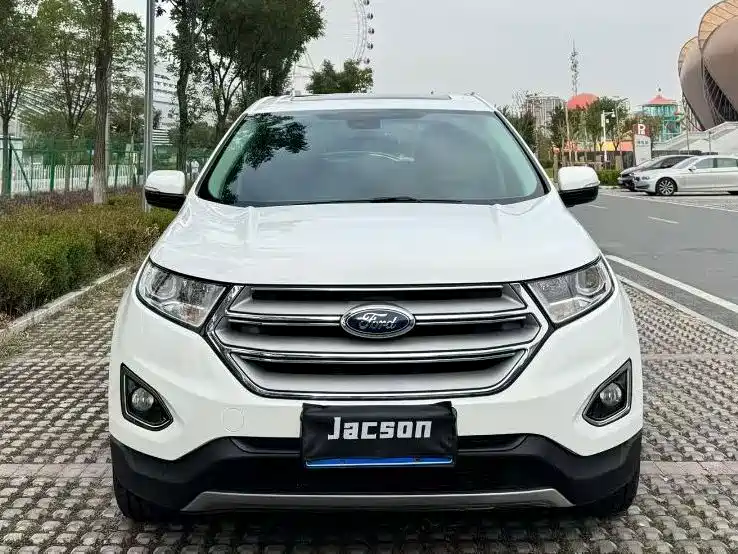 Ford Edge — миниатюра 2