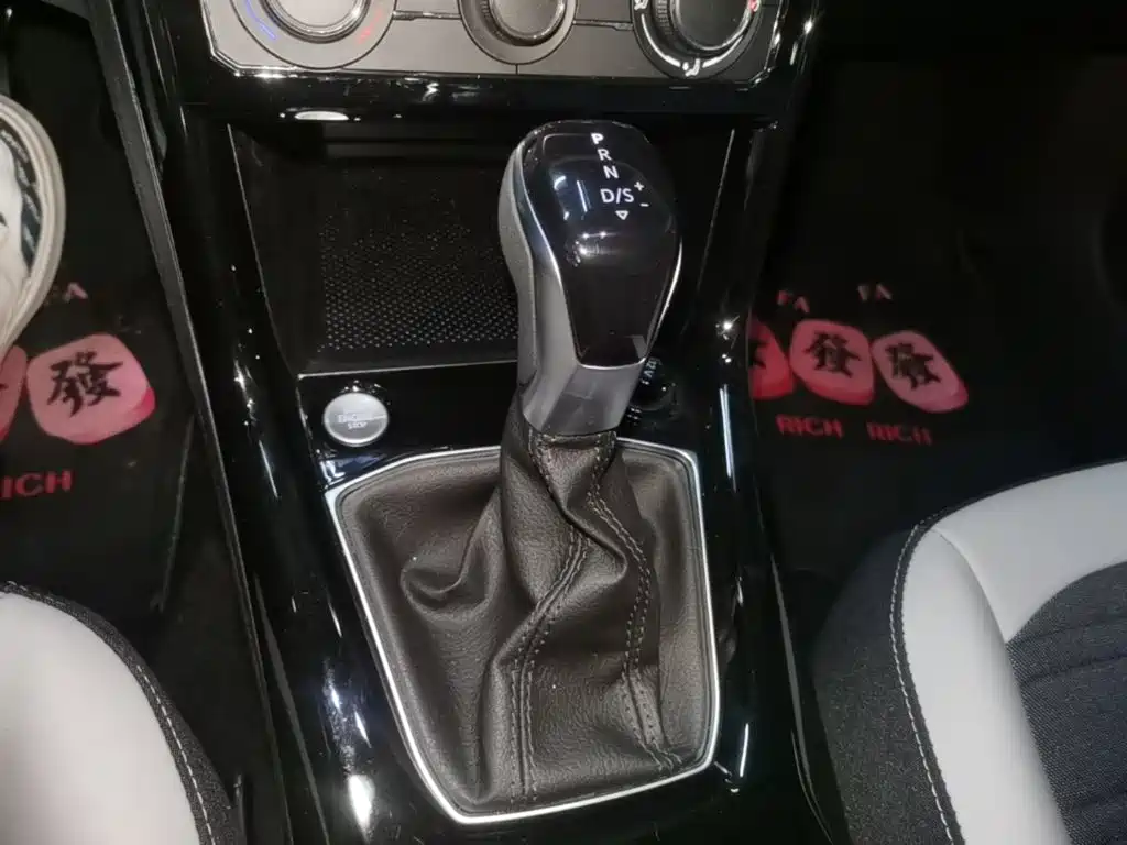 Volkswagen Tharu — миниатюра 14