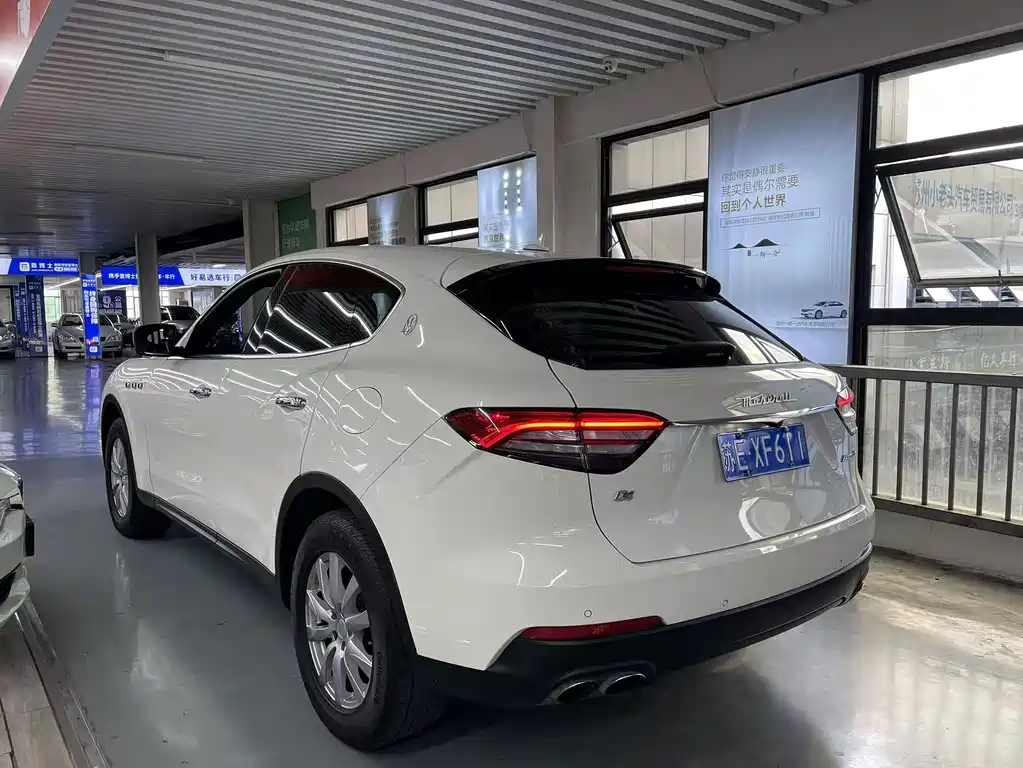 Maserati Levante — миниатюра 9